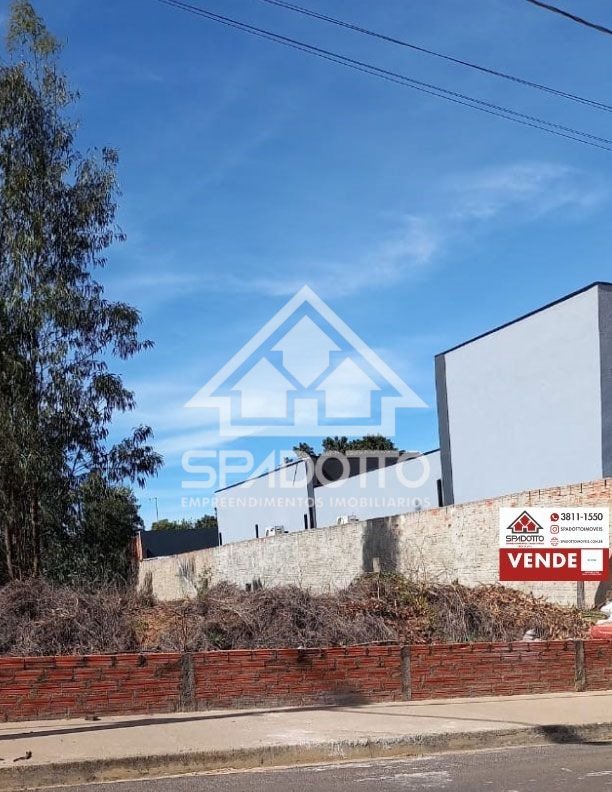 TERRENO, 480 m².