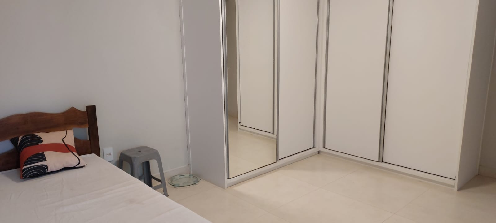 CASA, 2 qtos (1 st), 260 m².