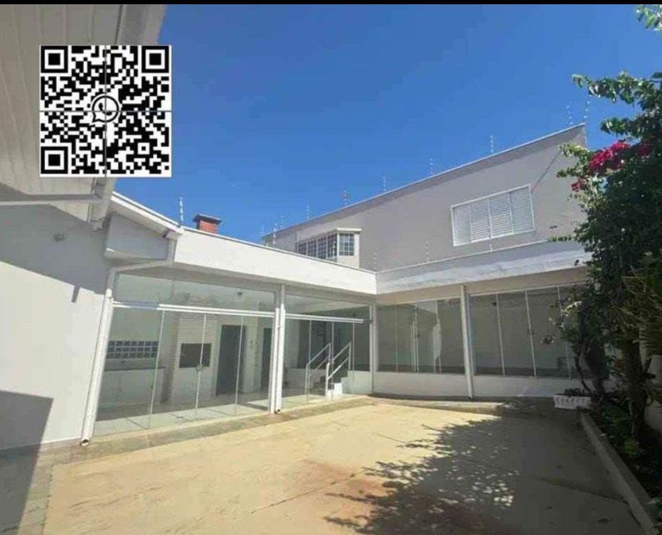 CASA, 3 qtos (1 st), 396 m².