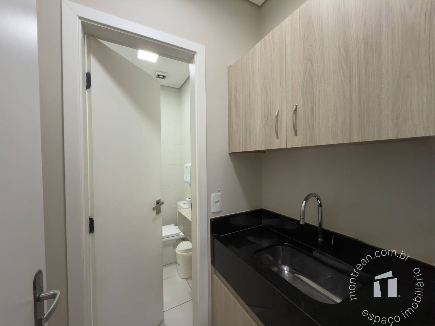 SALA COMERCIAL, 109 m².