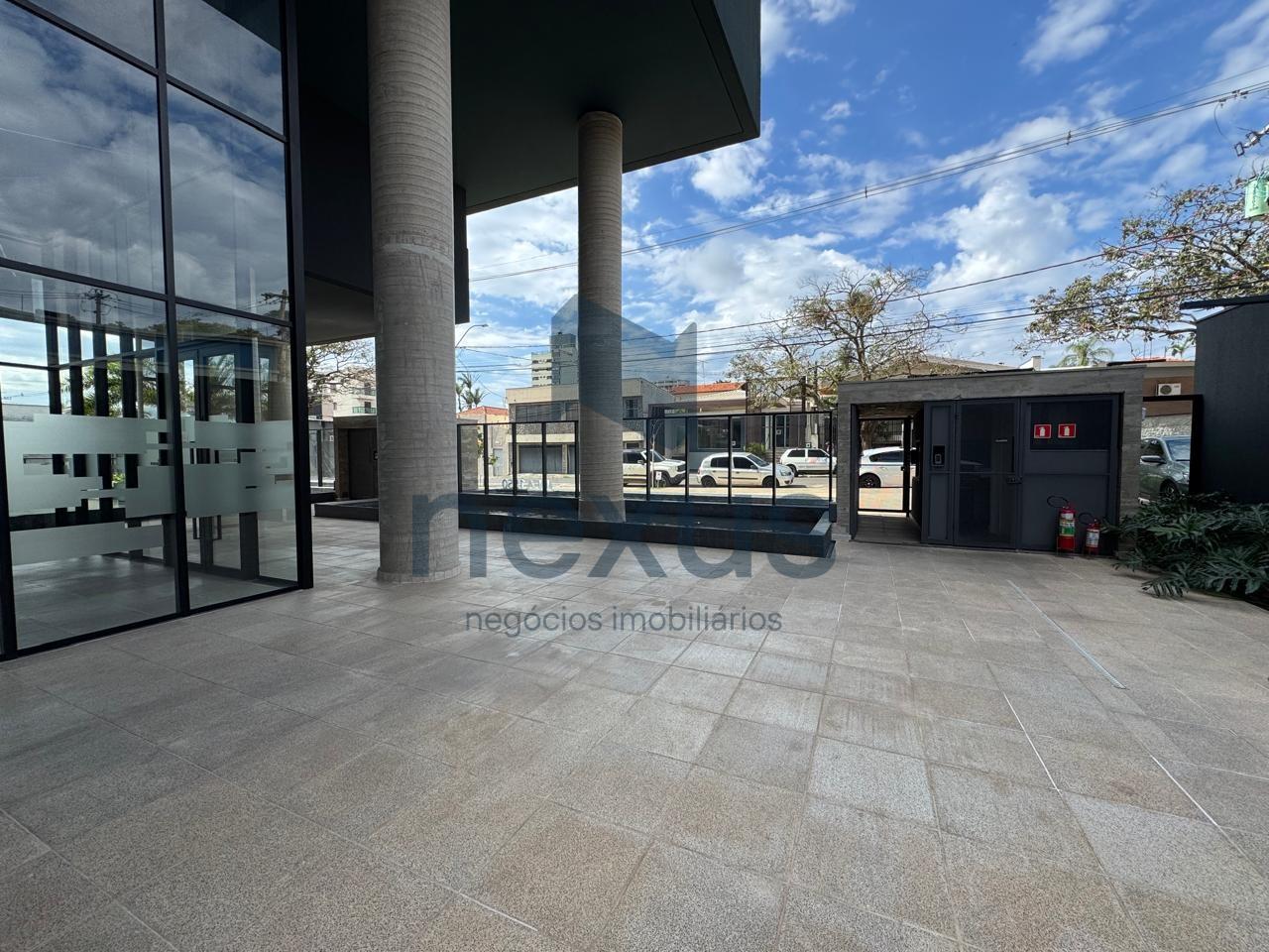 APARTAMENTO, 3 qtos (1 st).