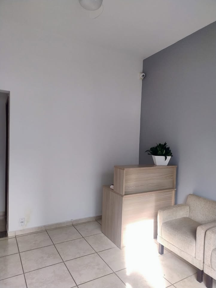 SALA COMERCIAL.