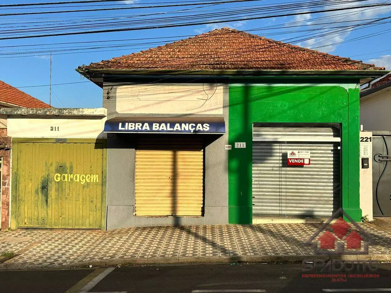 PONTO COMERCIAL, 300 m².